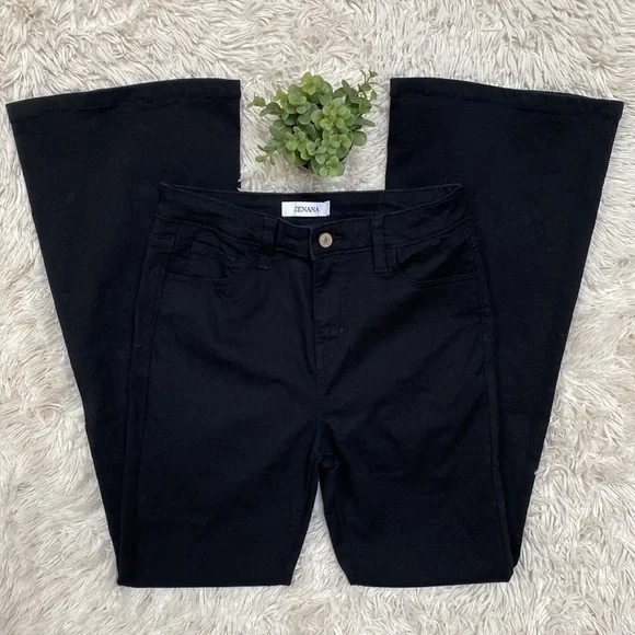 Zenana Flare Stretch Jeans ๐ Black - Picture 6 of 12